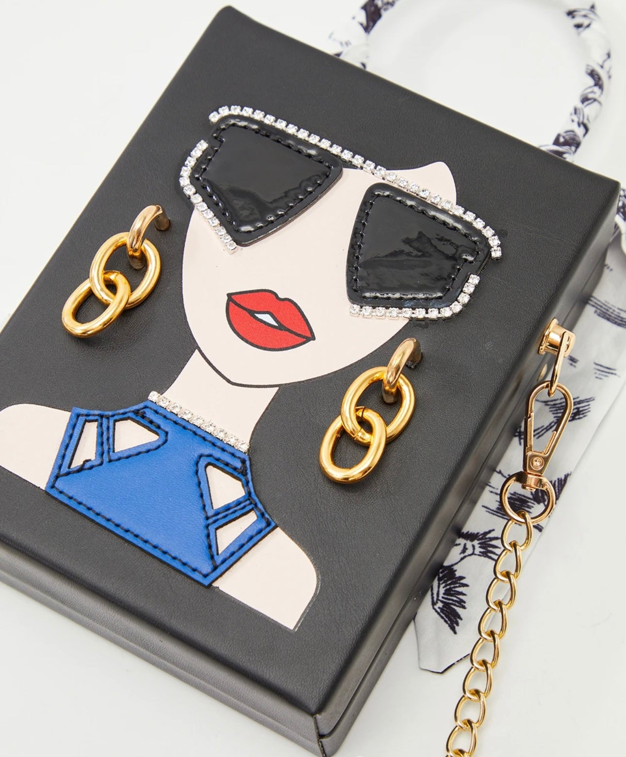 Exclusive Stylish Woman Statement Bag