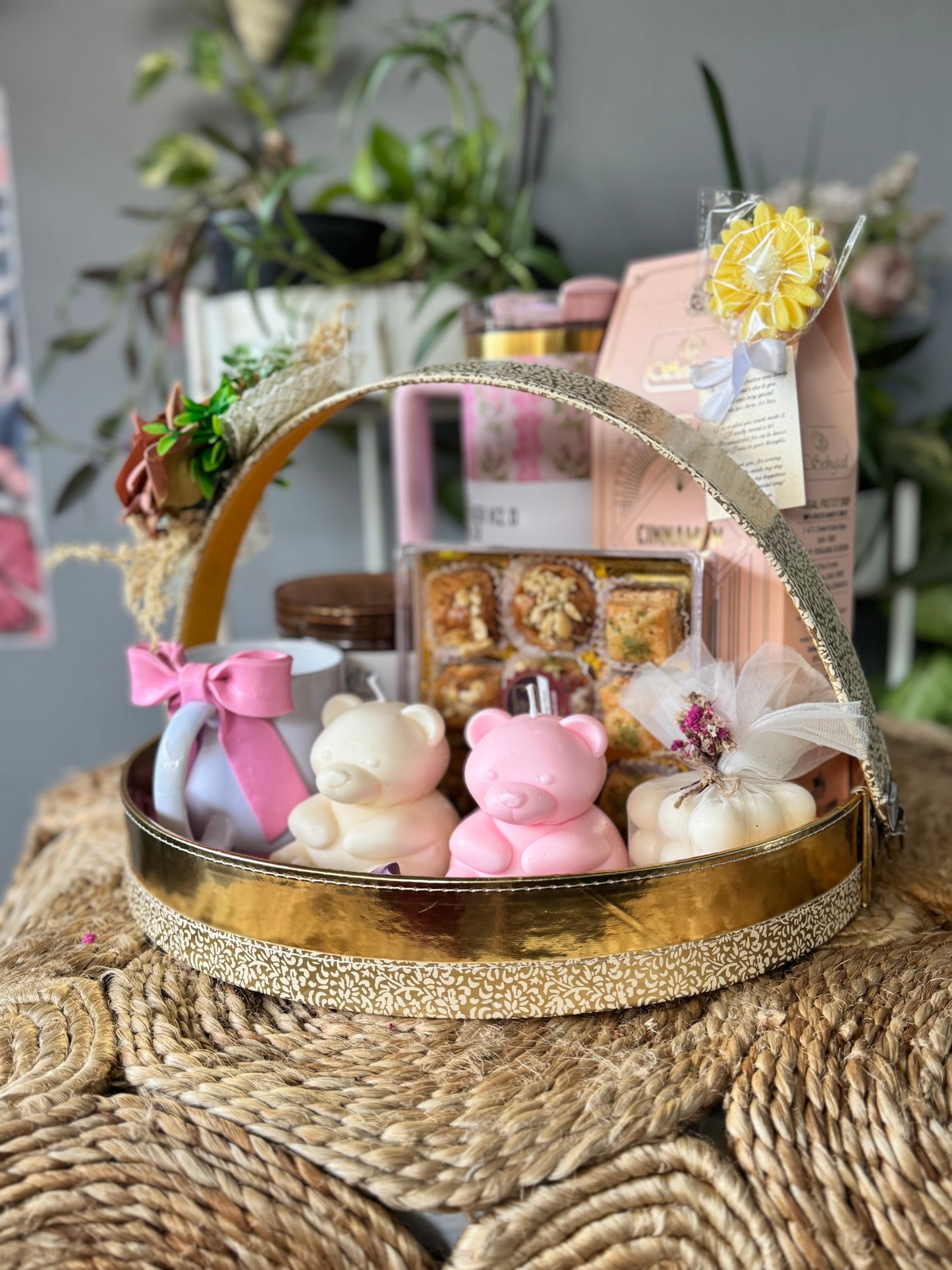 Luxe Diwali Gift Hamper Basket