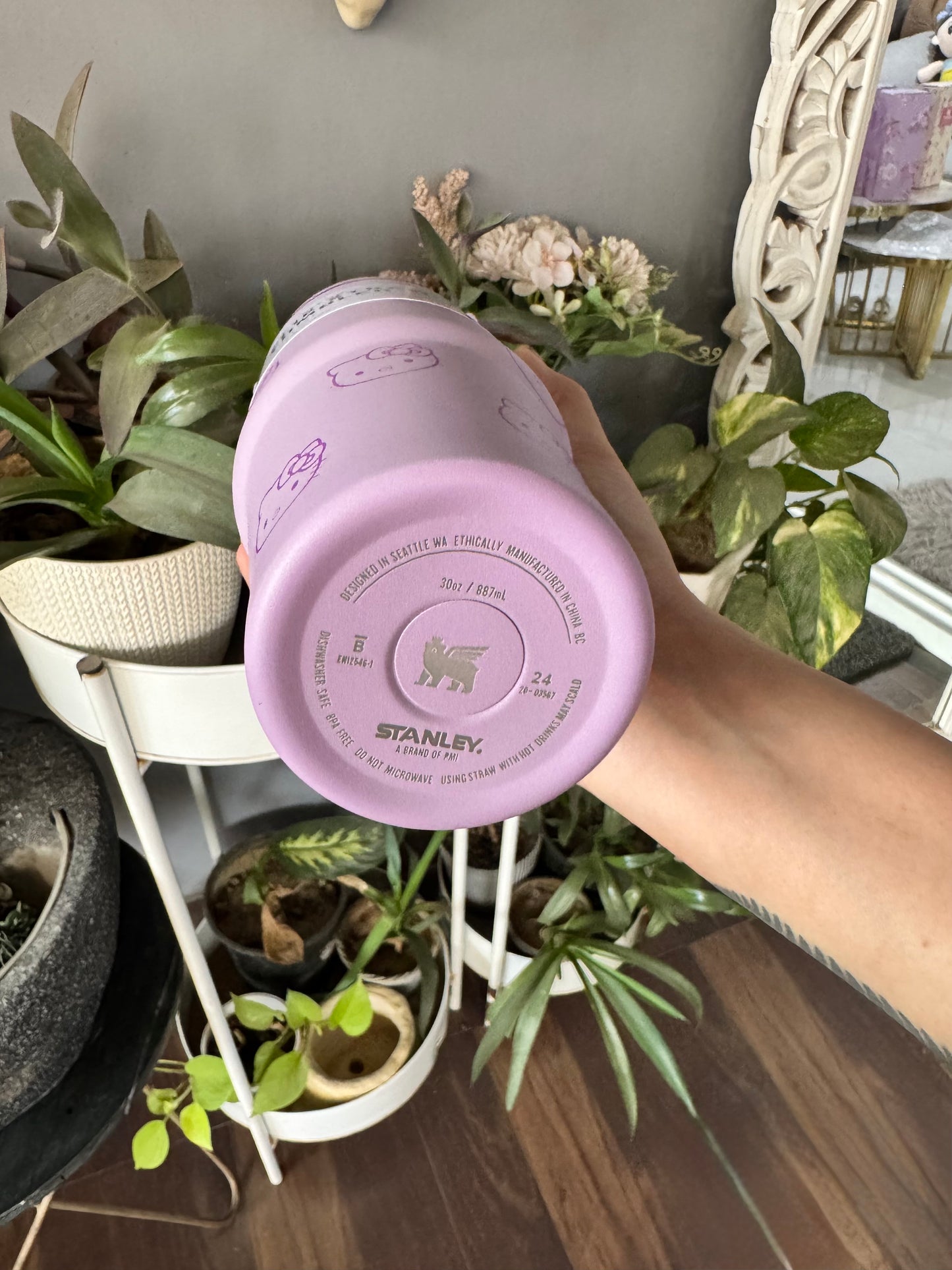 Exclusive “Hello Kitty” Stanley Cup