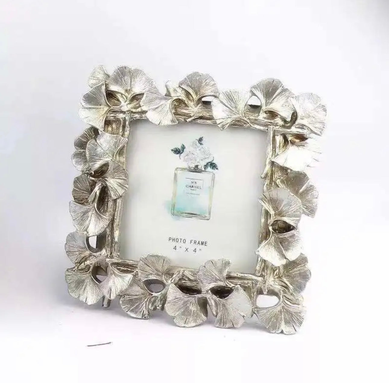 European Retro Ginkgo Leaf Photo Frame