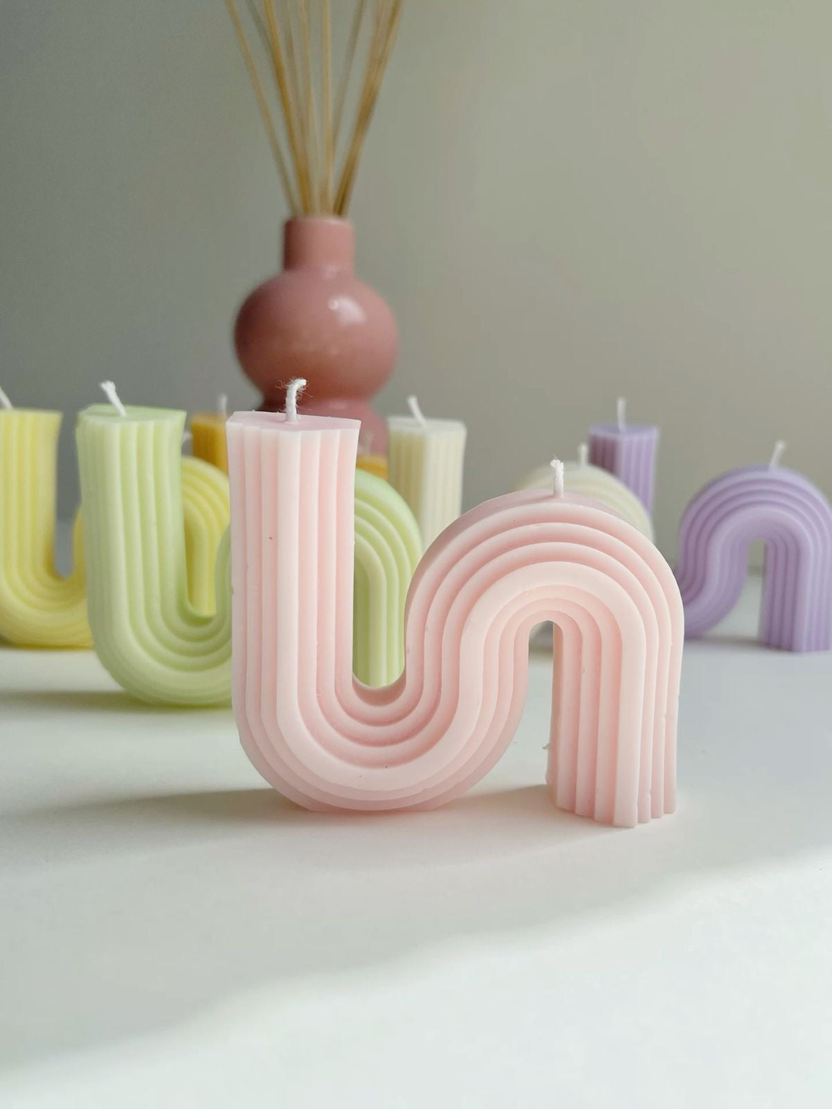 Decorative Wavy S Shape Candles