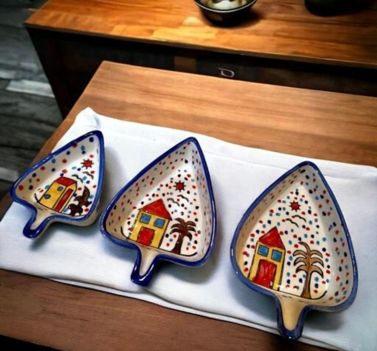 Ceramic Leaf Shaped Huts Print Trays - Set of 3