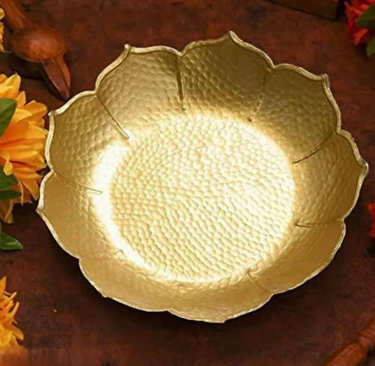 Decorative Lotus Shape Scallop Gold Urli Bowl for Diwali