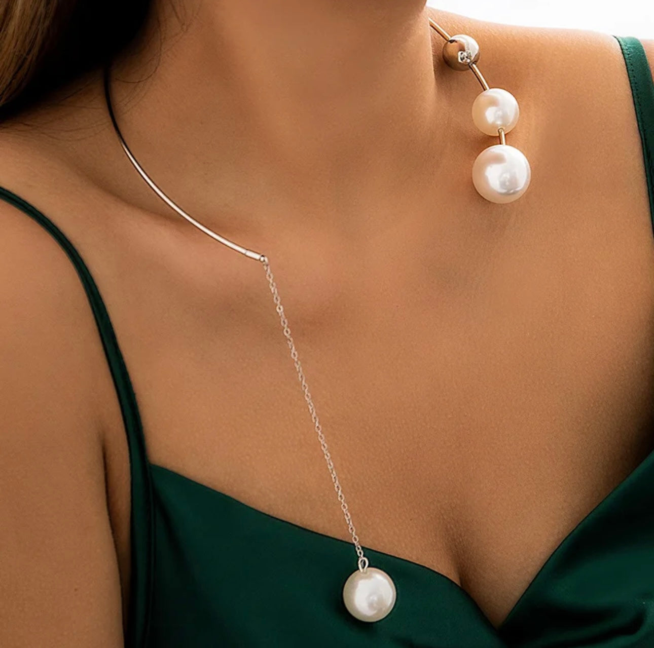 Minimalist Pearl Open Bead Collarbone Necklace