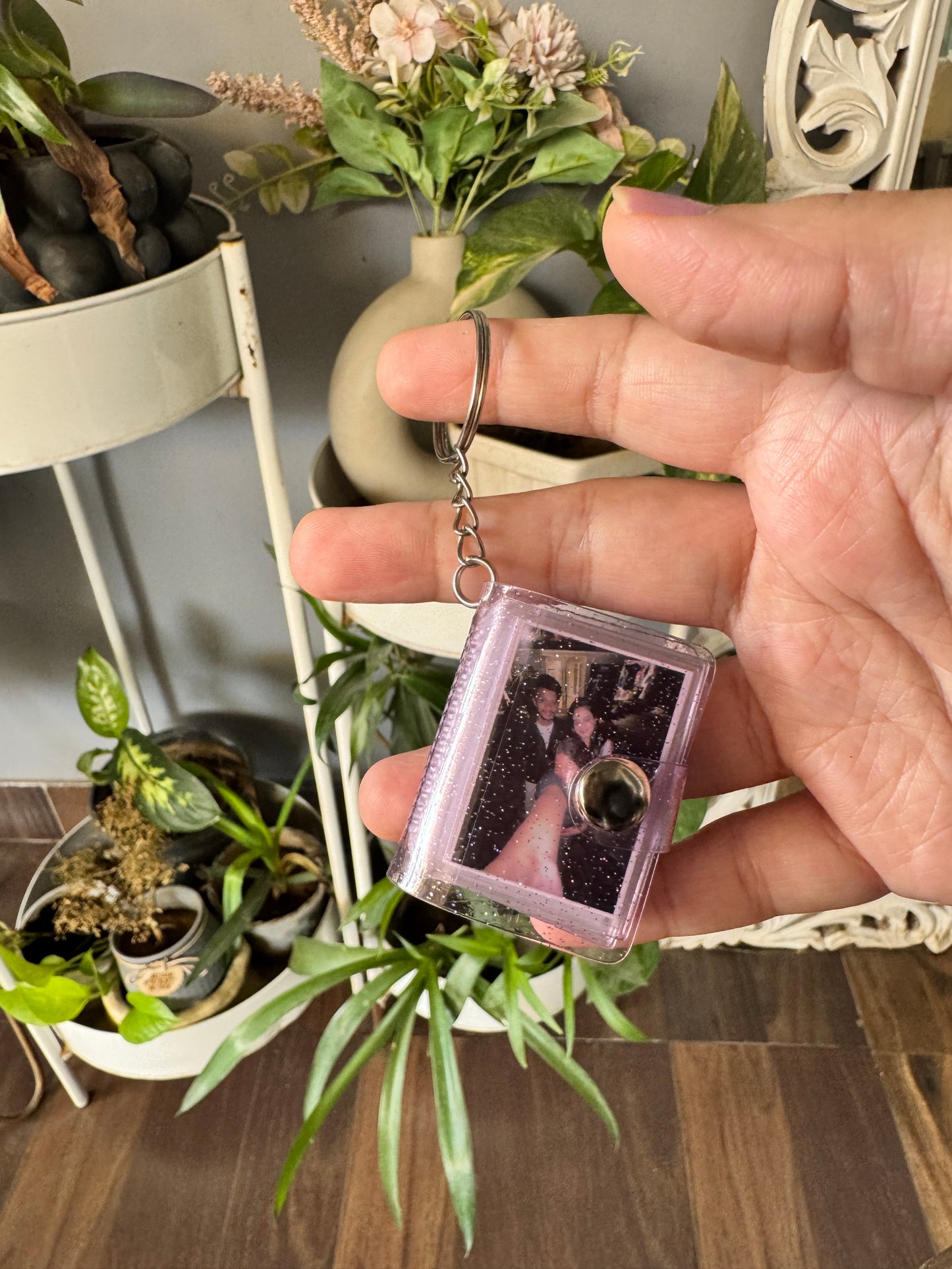 Personalised Mini Scrapbook Photo Album Keychain (with 16 Photos)