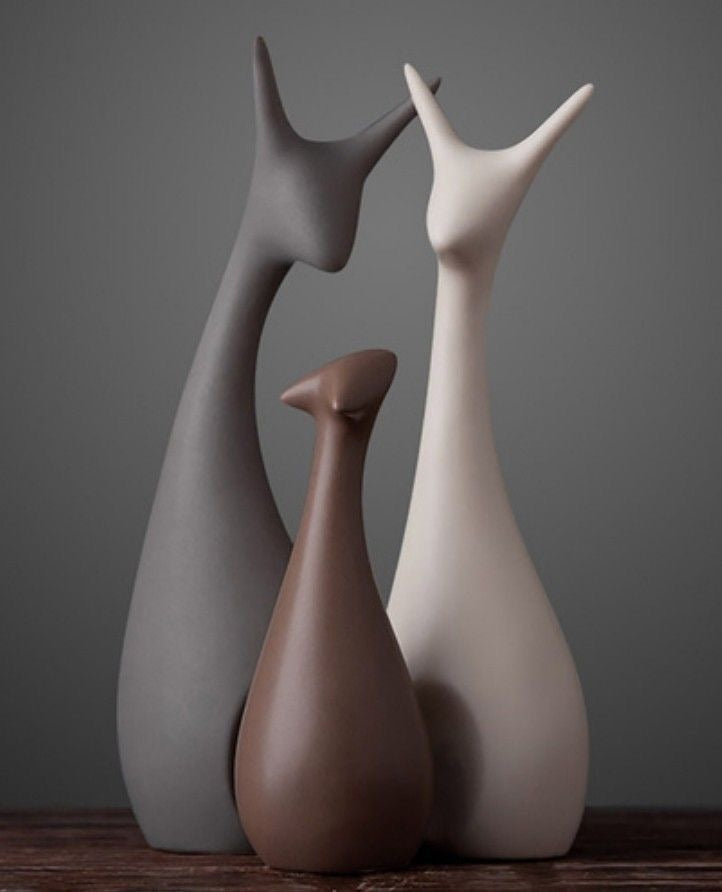 Exquisite Decorative Deer Family Matte Finish Ceramic Figurines - Set of 3