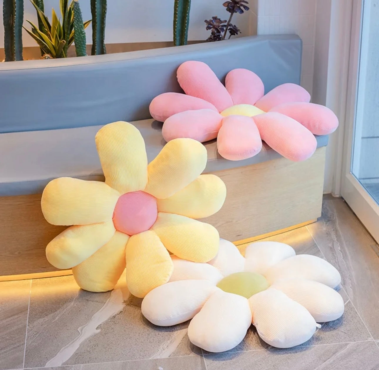 Plush Daisy Pillow