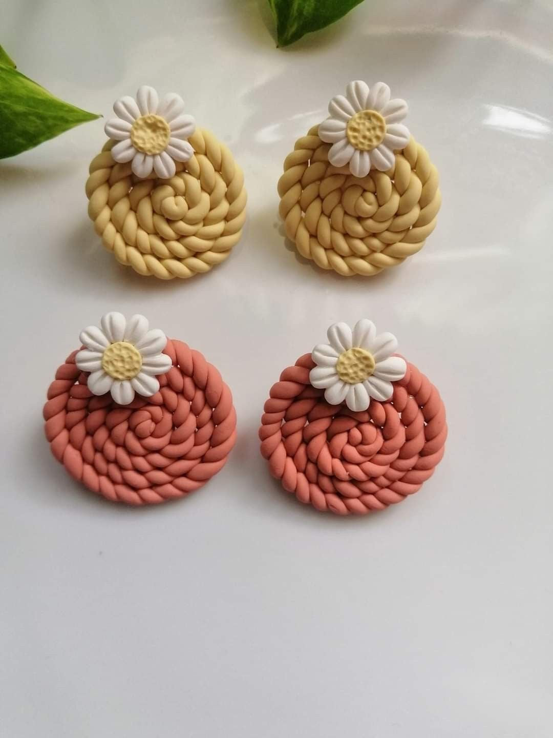 Colorful Flower Round Stud Earrings (6 Pairs)