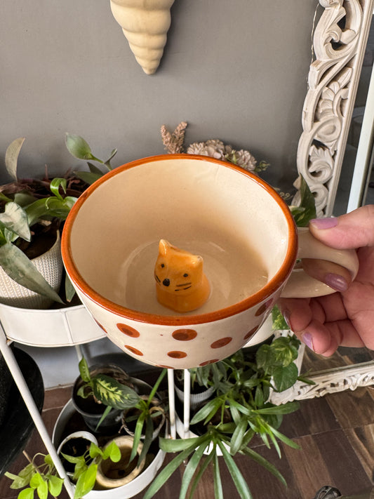 Pinteresty Cute Cat Inside Mug