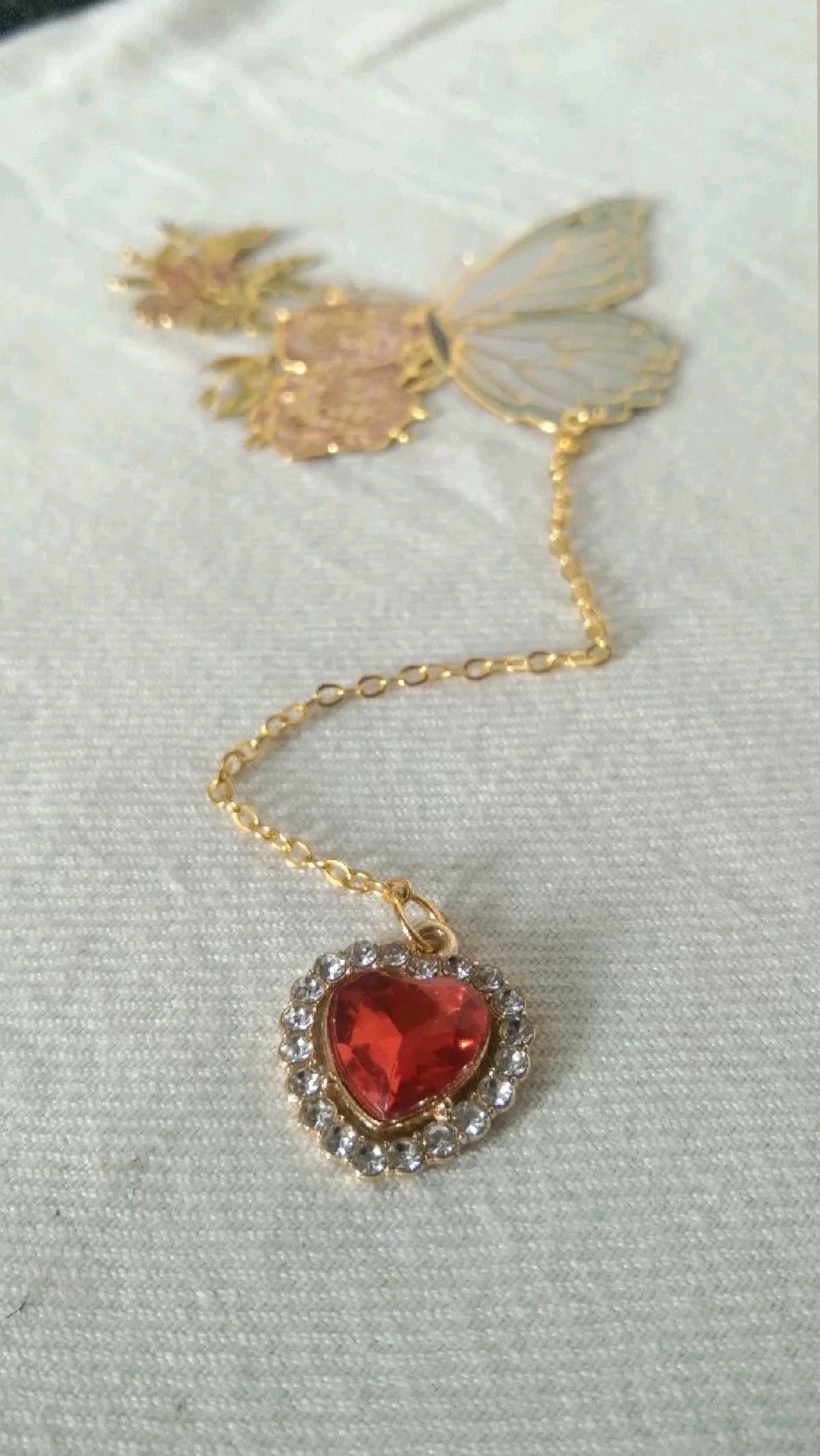 Pretty Gold Metal Butterfly Bookmark