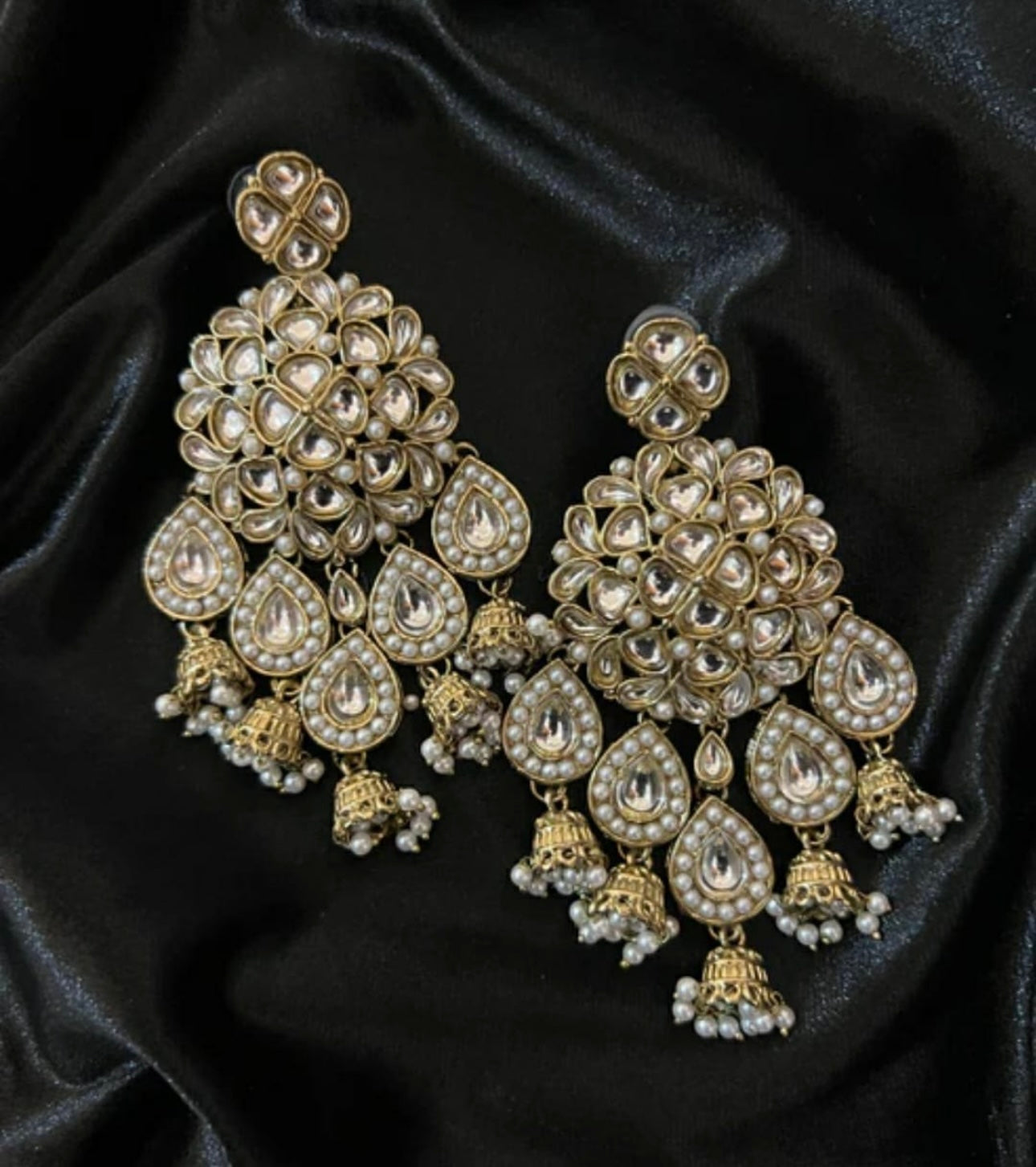 Elegant Kundan Drop Earrings