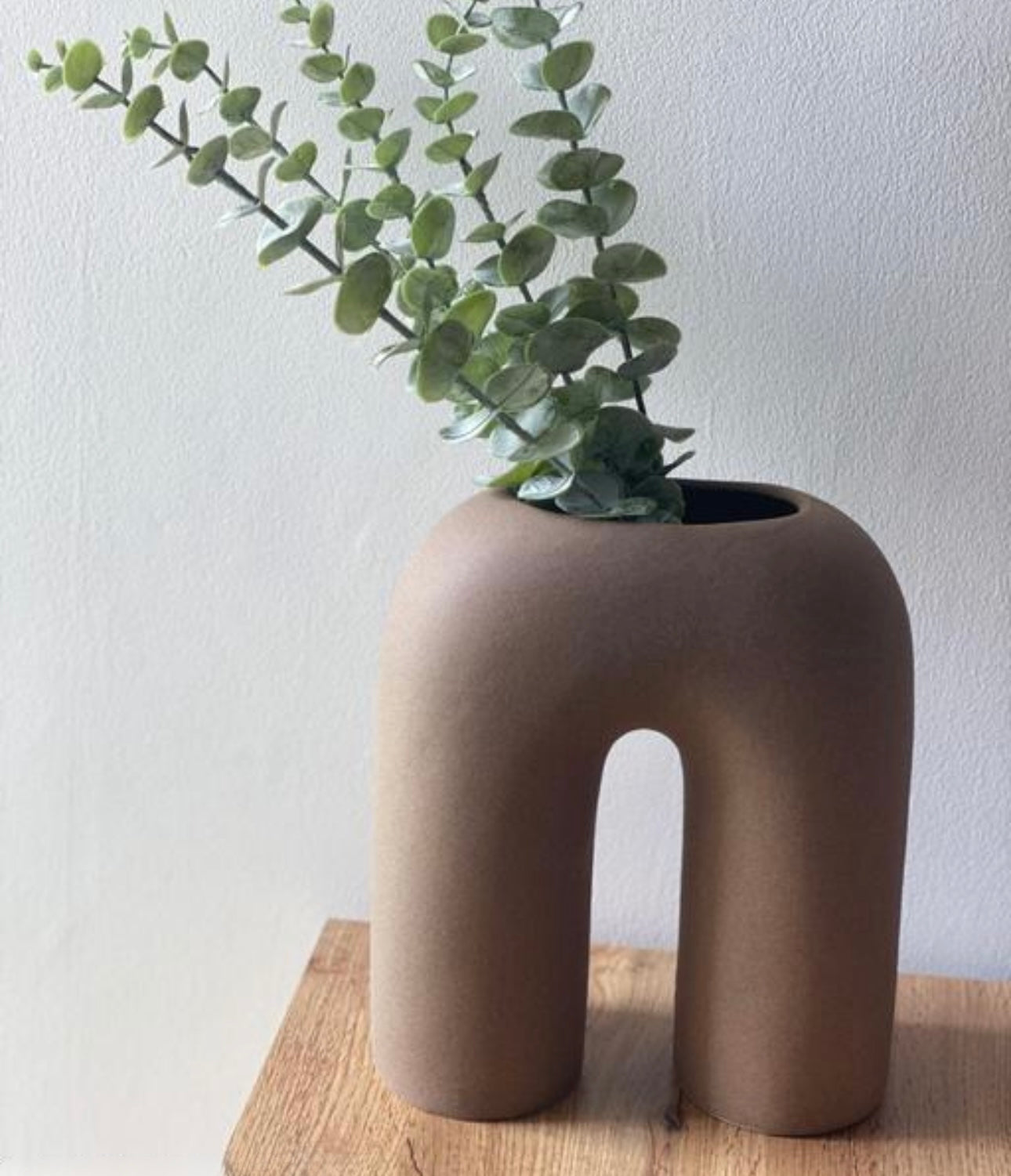 Nordic U-Shaped Ceramic Vase