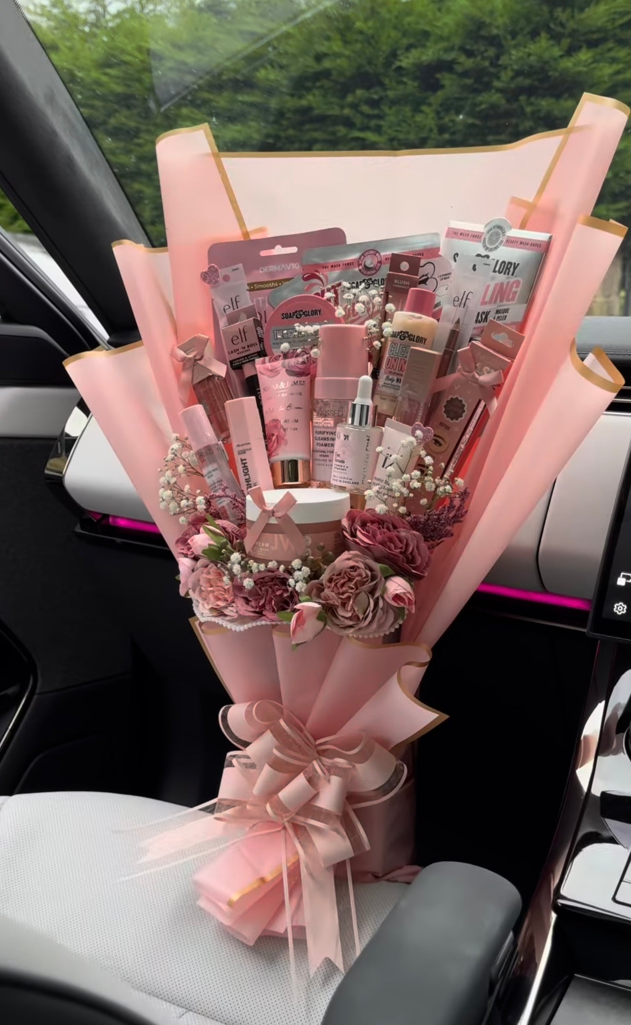 Pastel Pink Luxe Beauty Gift Bouquet (Only deliverable in Delhi/NCR)