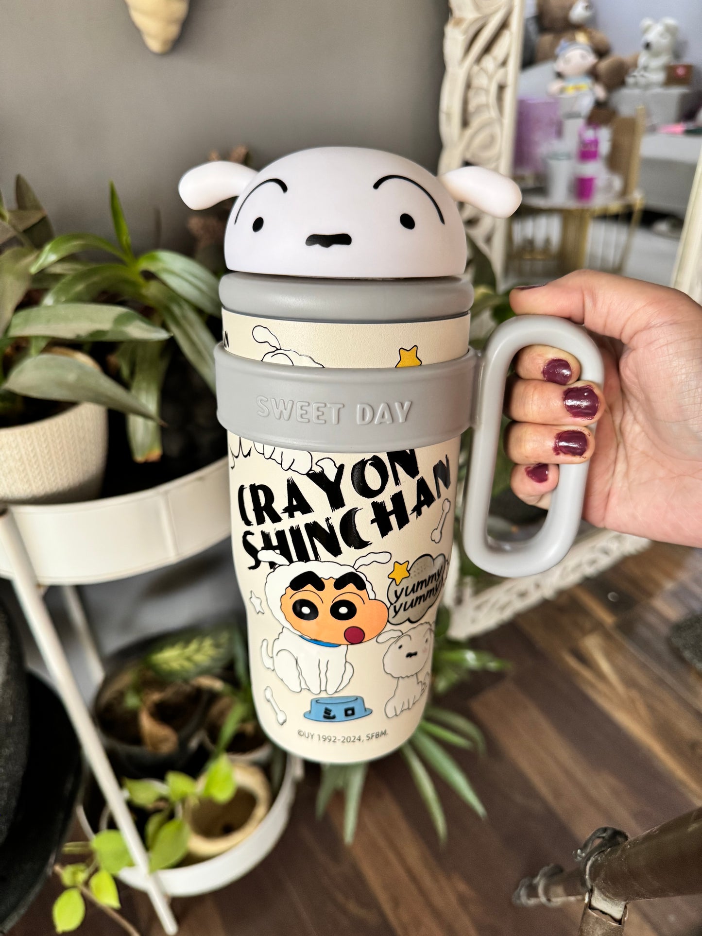 Limited Edition Shinchan Cartoon Insulated Sipper/Tumbler - 800 ml