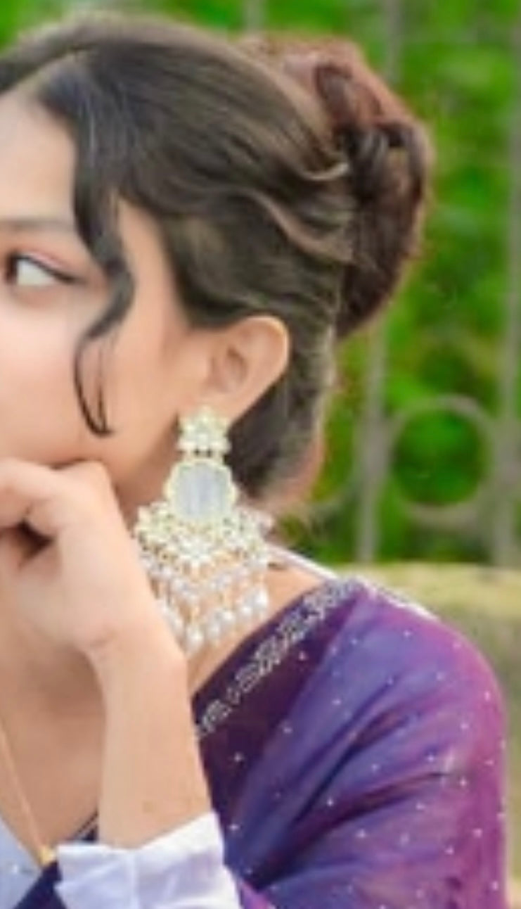 Elegant White Kundan Drop Earrings