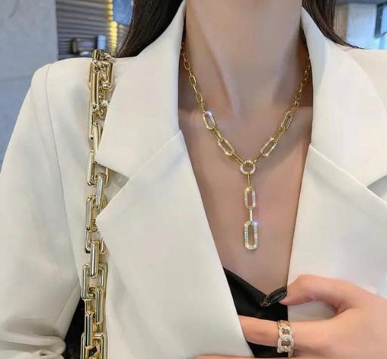 Elegant Studded Linked Chain Necklace