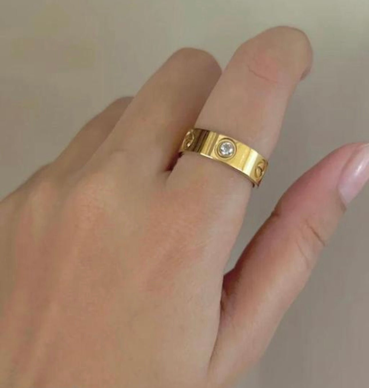 Exclusive Cartier Love Ring Imitation