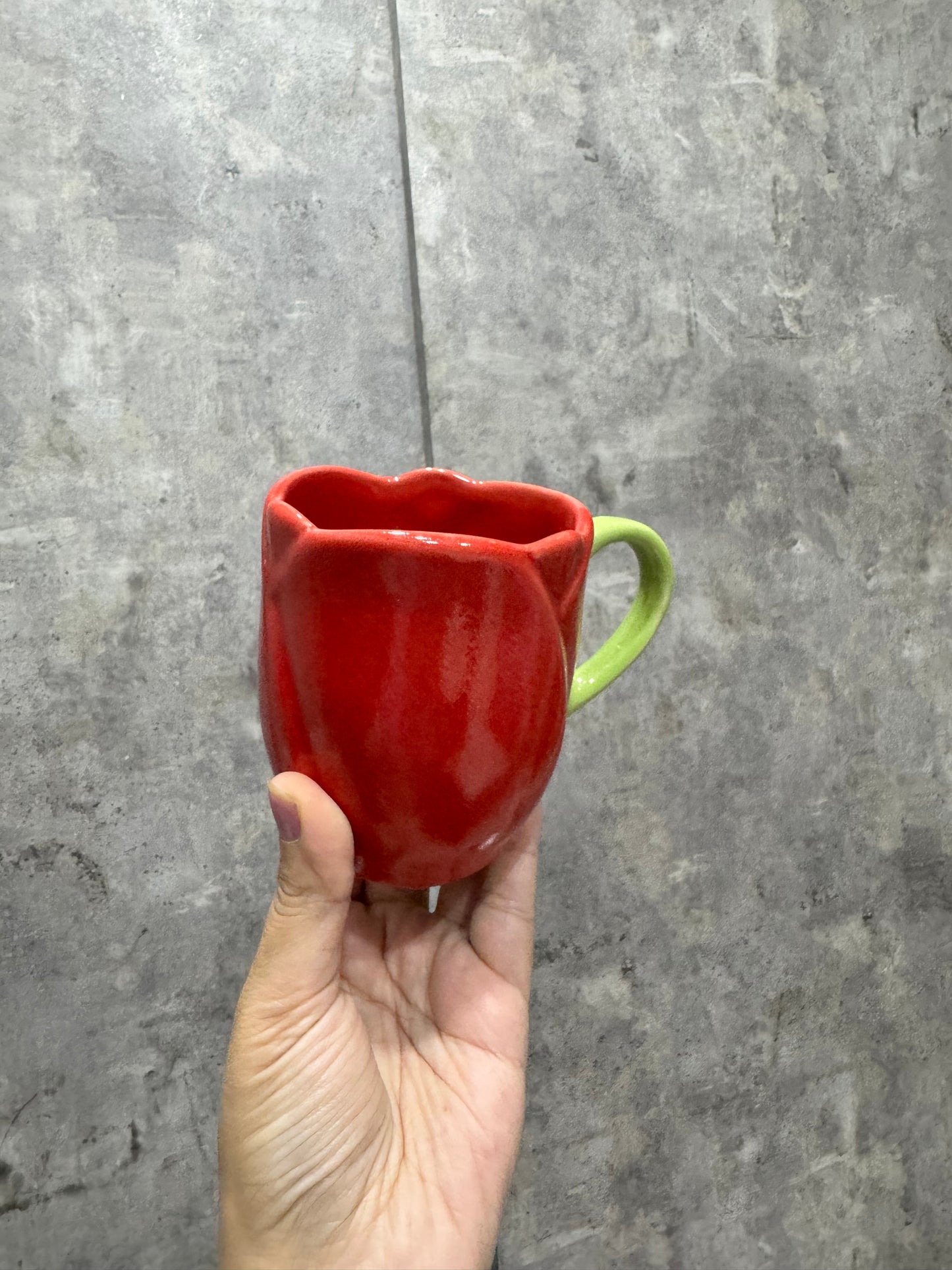 Classy Sleek Tulip Mug