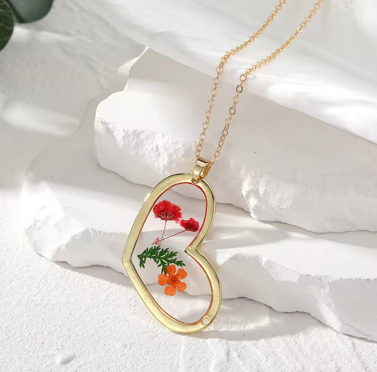 Pendants with Real Pressed Flowers