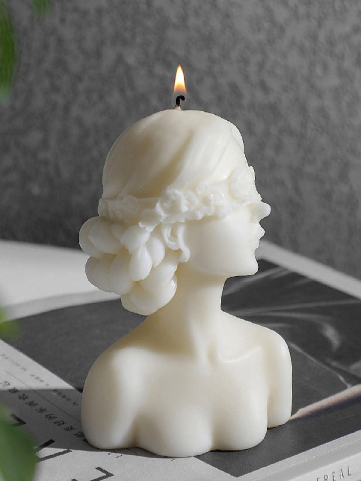 Woman Face Candles - Set of 2