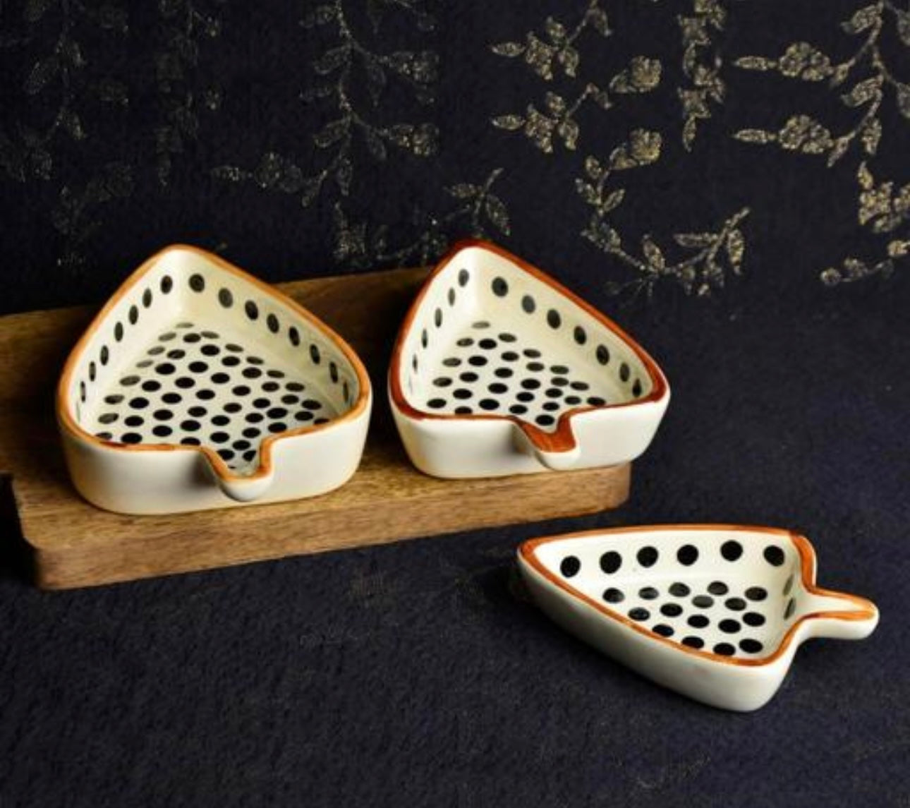 Ceramic Leaf Shaped Dots Print Serving Trays - Set of 3