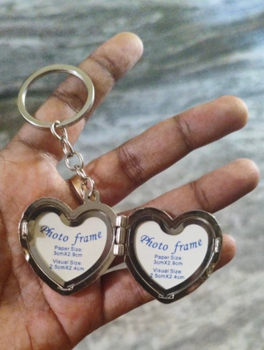 Heart Shape Couple Photo Frame Metal Keychain