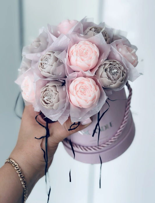 Luxe Assorted Candles Gift Box Bouquet