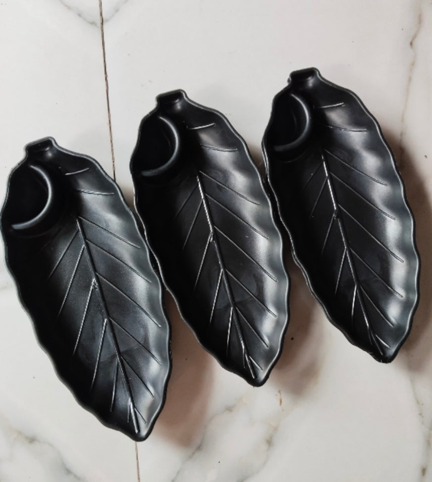 Leaf Shape Snack Plate/Tray - Set of 6