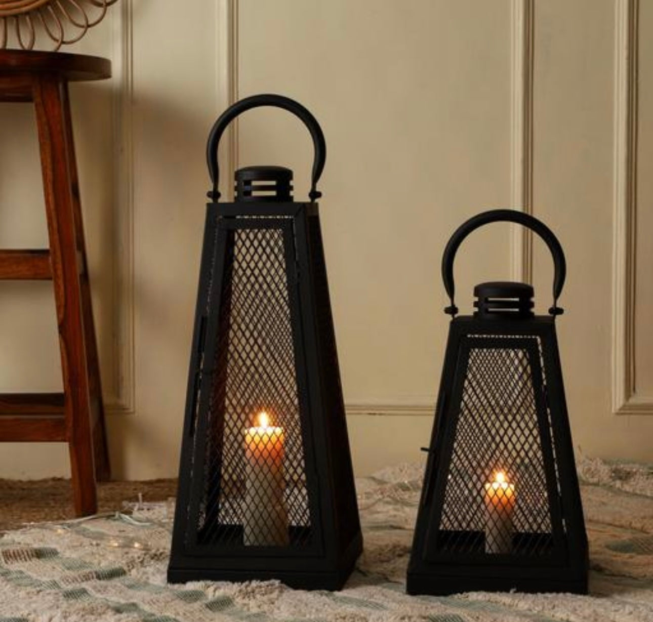 Decorative Black Metal Mesh Lanterns - Set of 2