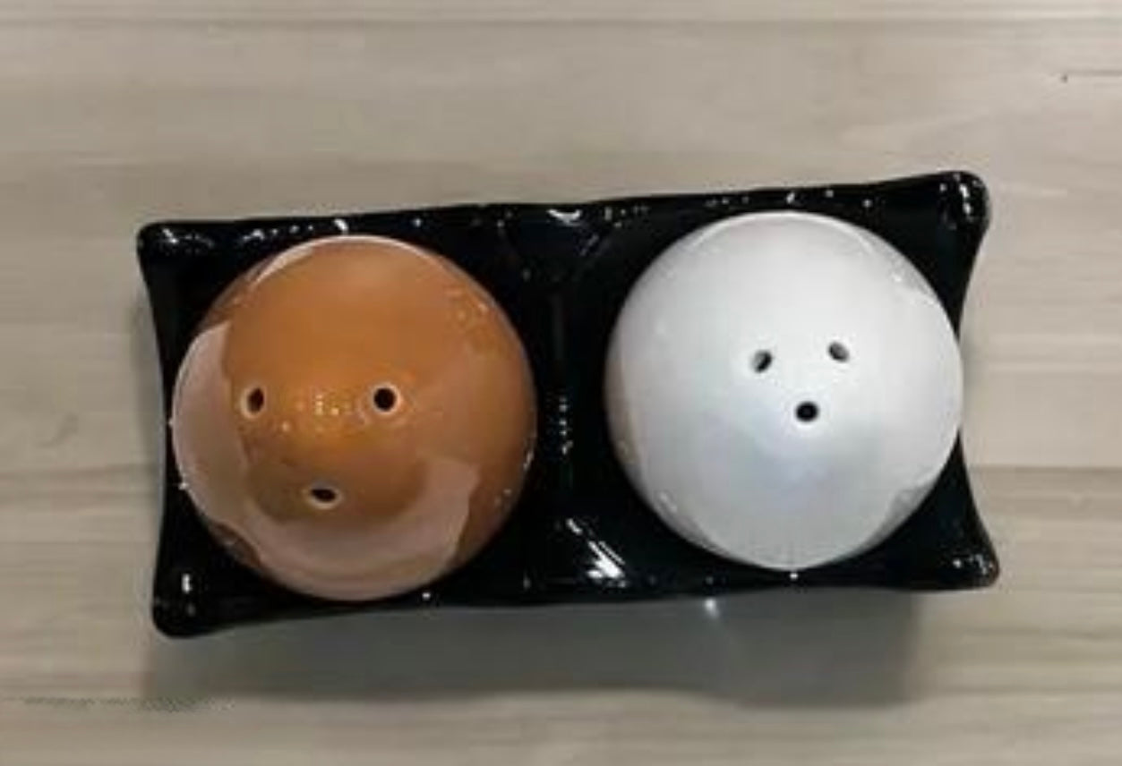 Ceramic Eggs Design Salt & Pepper Shaker Set
