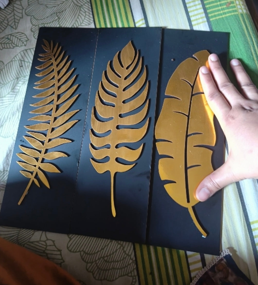 Leaf Design Gold Metal Wall Art - Set of 3