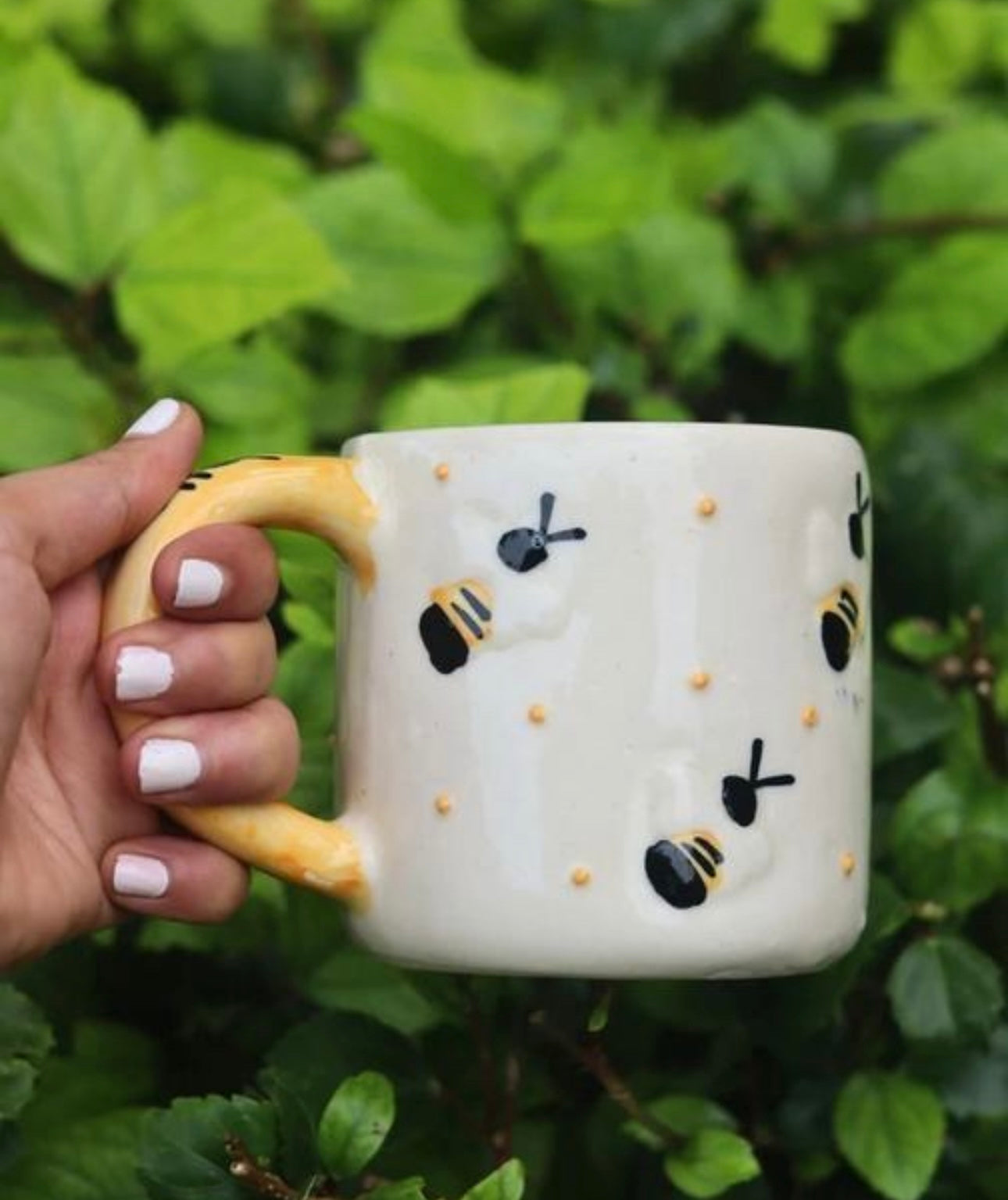 Textured Ceramic Honeybee Mug