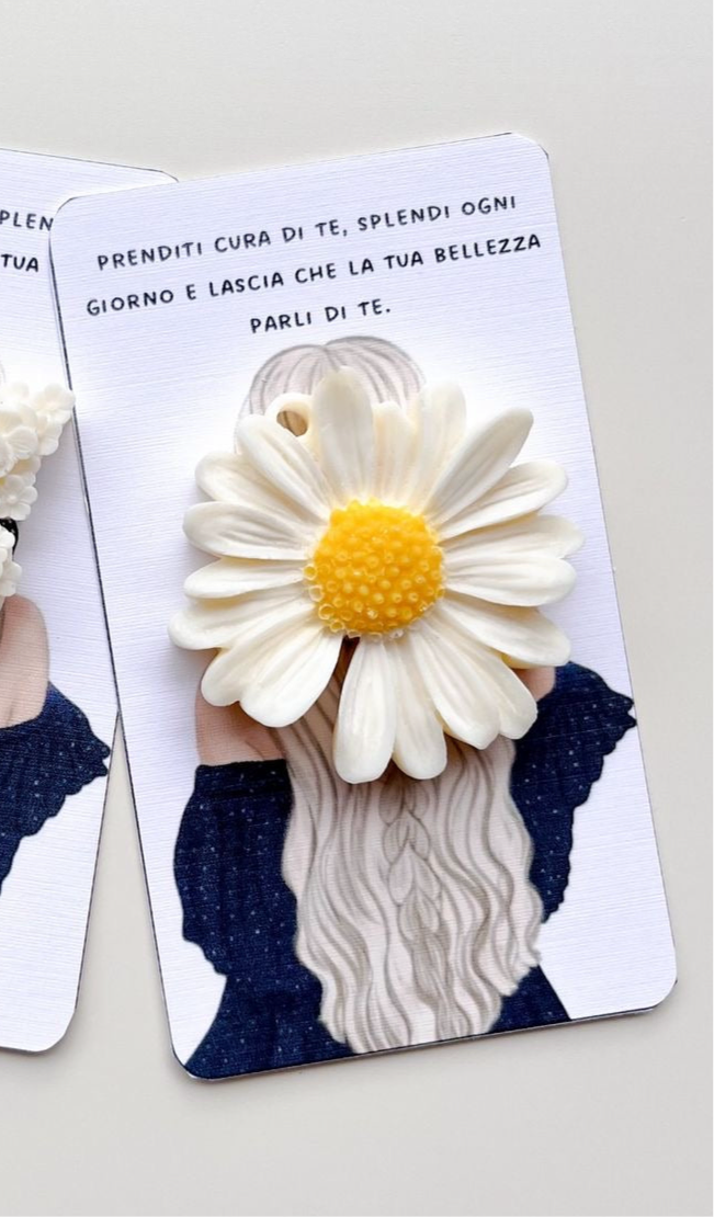 Daisy Candles Card for Return Gifts