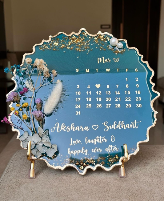 Customised 3D Couple Calendar Frame