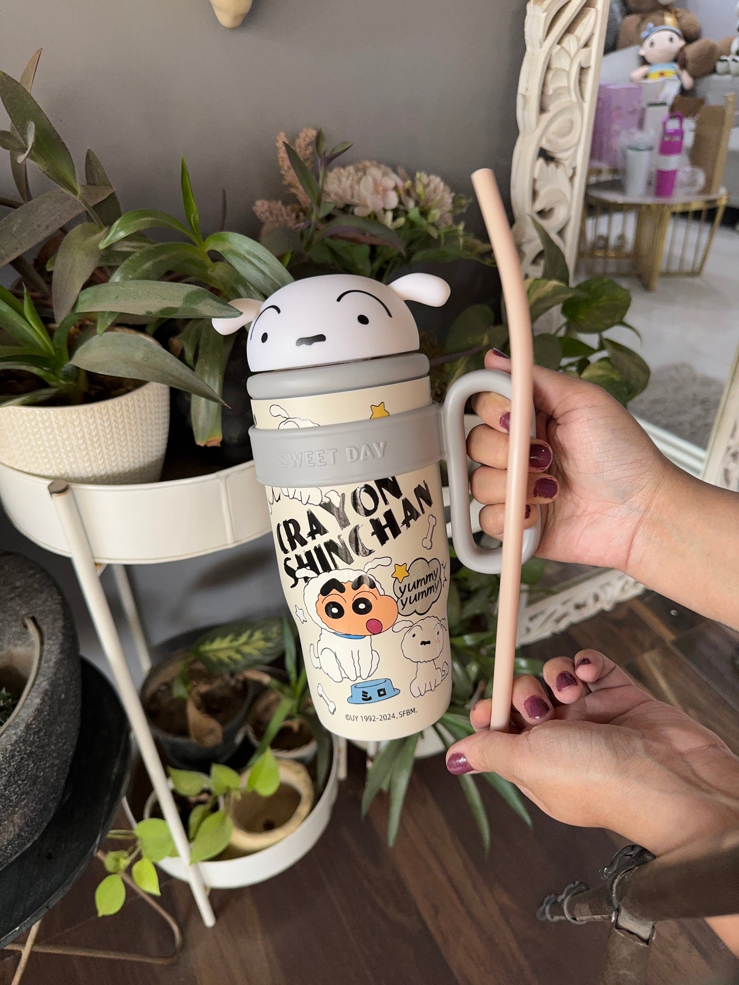 Limited Edition Shinchan Cartoon Insulated Sipper/Tumbler - 800 ml