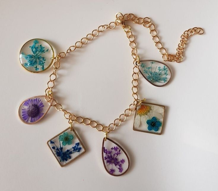 Bloom Bracelet with Real Flowers