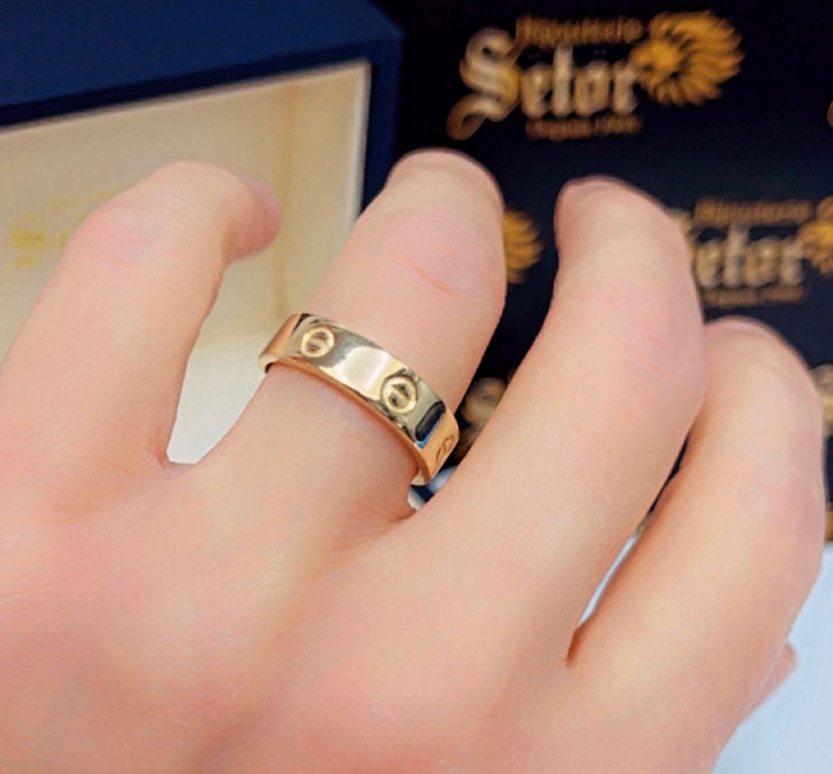 Exclusive Cartier Love Ring Imitation