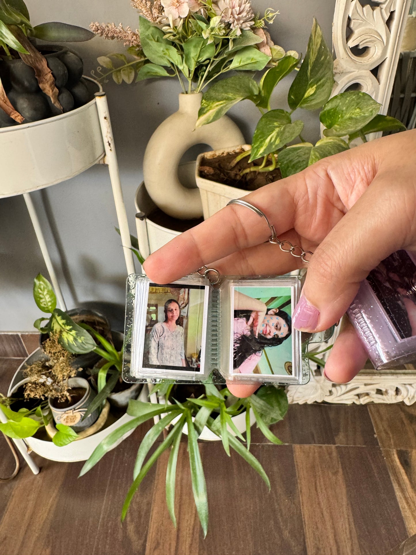 Personalised Mini Scrapbook Photo Album Keychain (with 16 Photos)