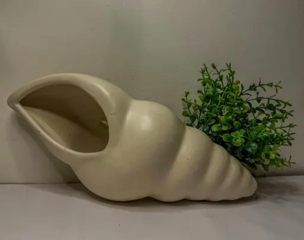 Ceramic Decorative Wall Hanging Shell Conch Planter