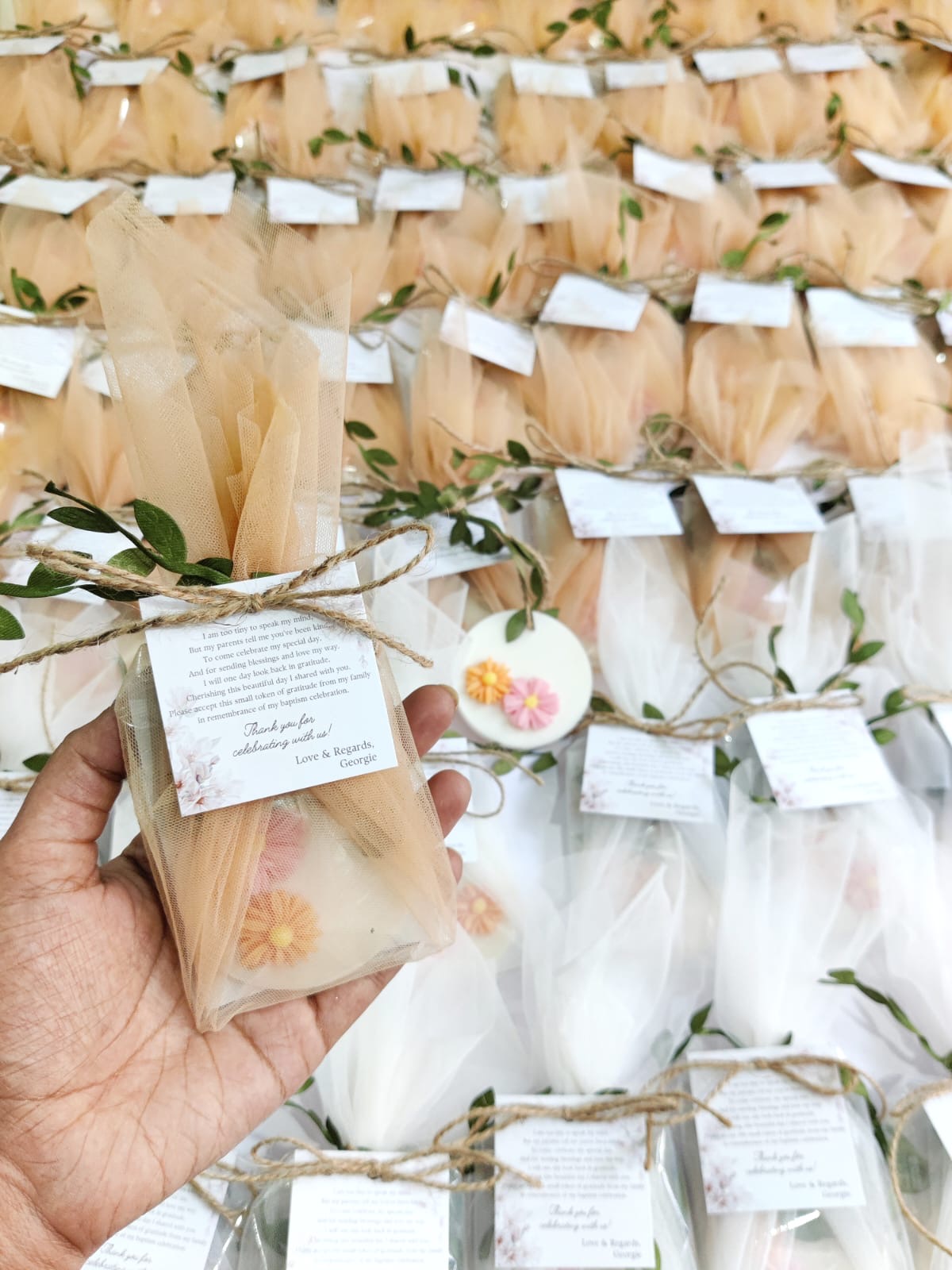 Daisy Candles Return Favours with Net Packaging & Personalised Tags