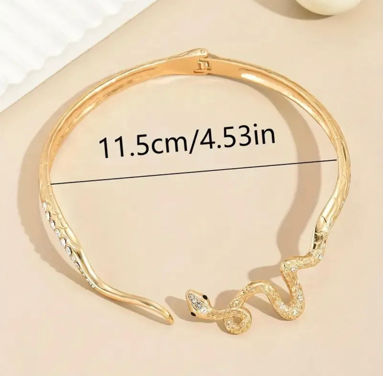 Elegant Snake Design Necklace