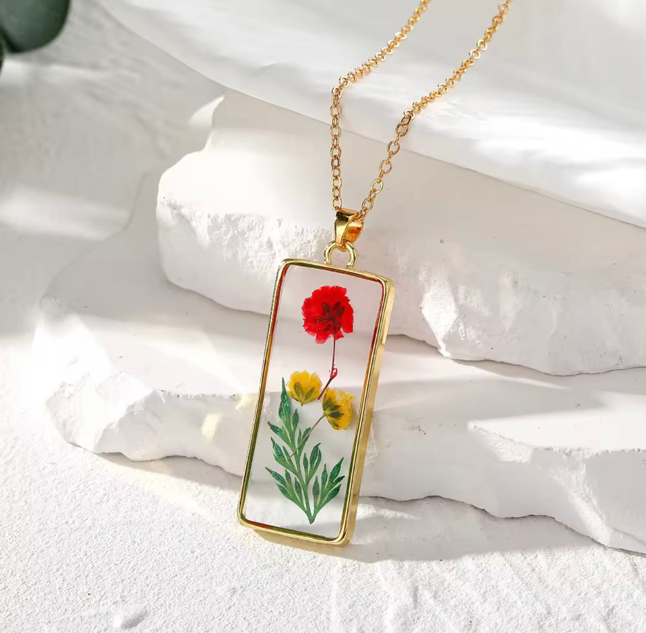 Pendants with Real Pressed Flowers