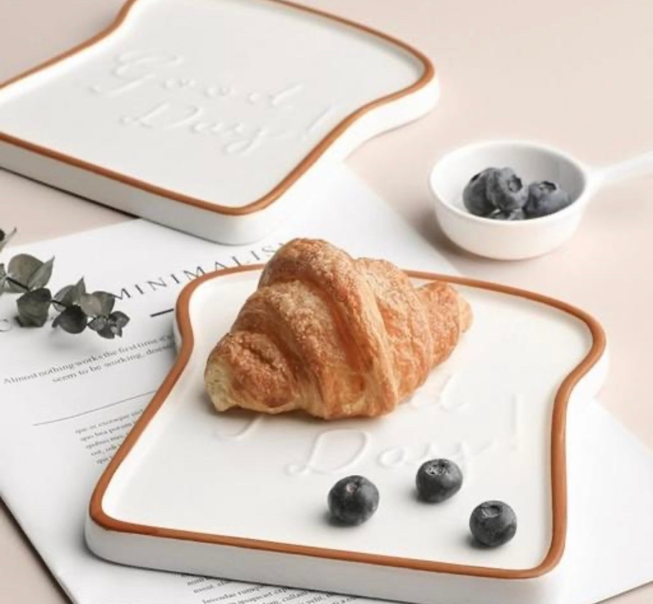 Cute Bread Shaped Tray