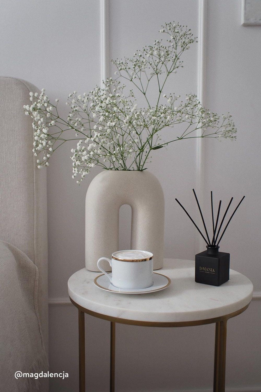 Nordic U-Shaped Ceramic Vase