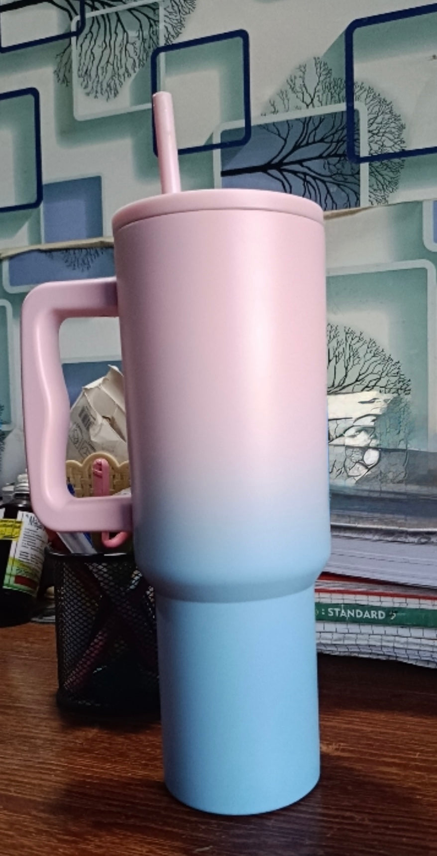 Stanley Mug Imitation Tumbler with Straw & Lid (Pink & Blue)