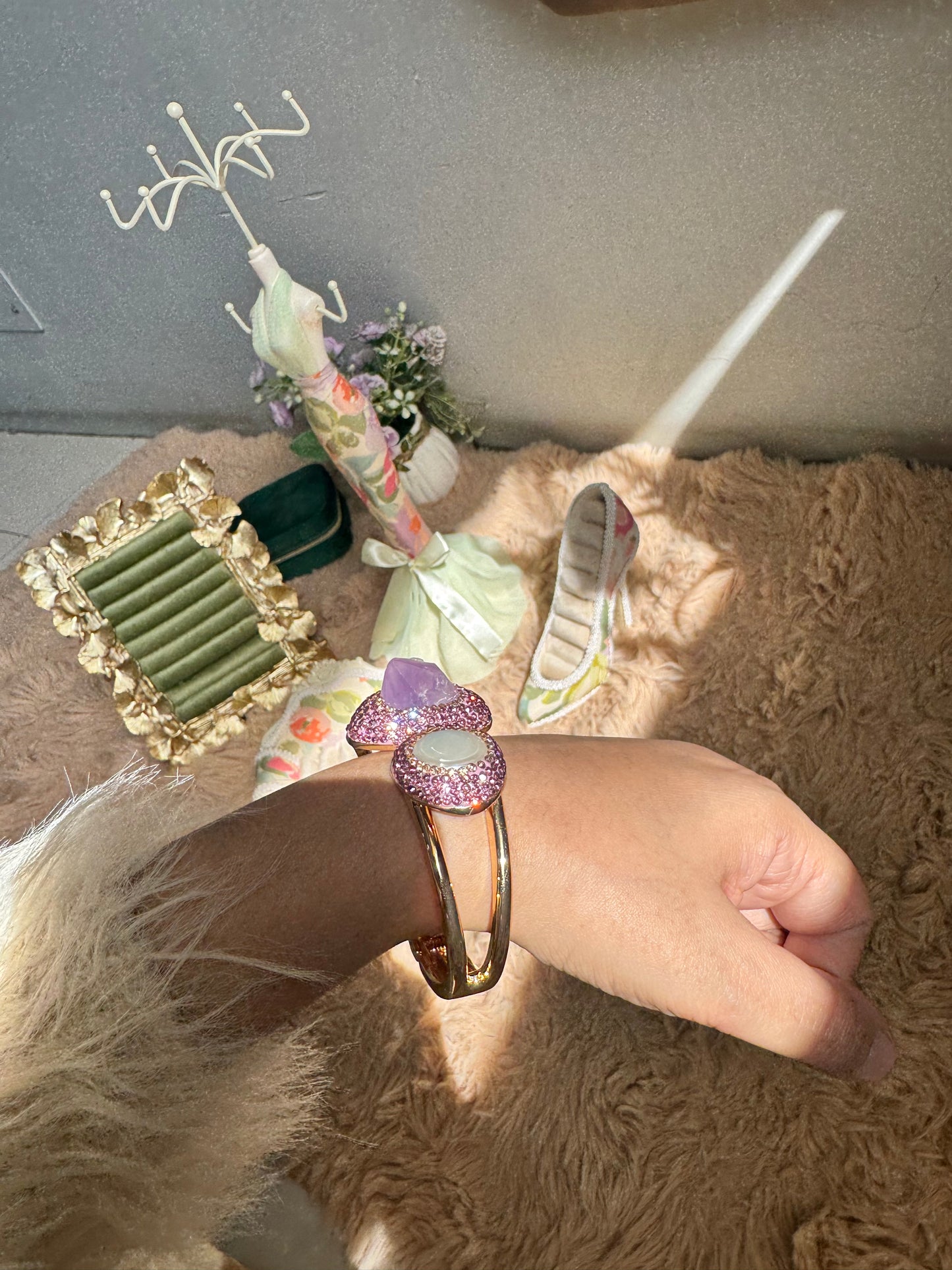 Luxe Anti Tarnish Gold Plated Adjustable Amethyst Geode Crystal Stones Bracelet