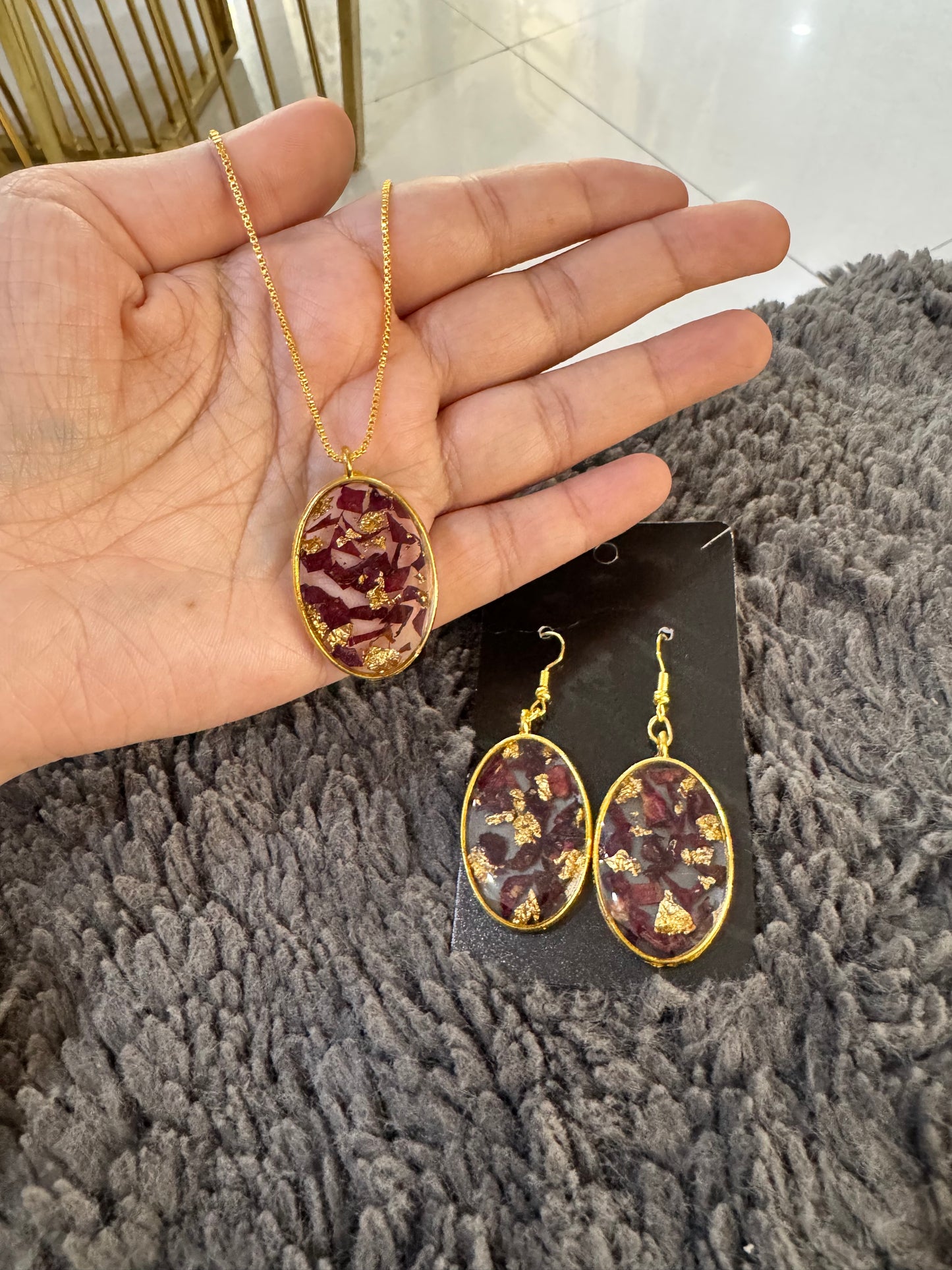 Rose Petals Preservation Pendant & Earrings Combo
