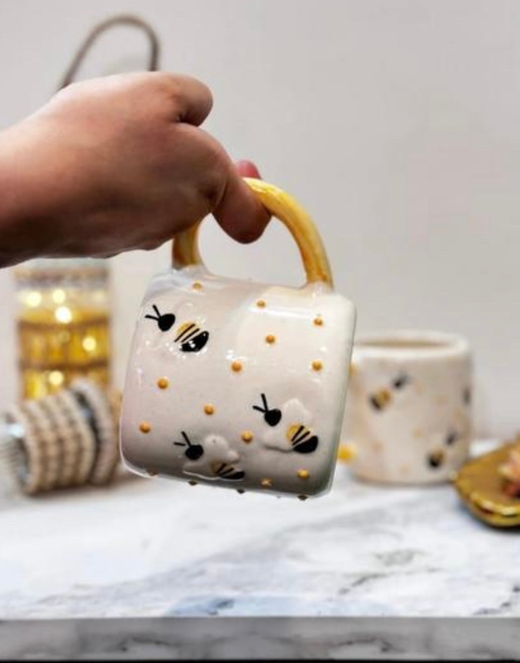 Textured Ceramic Honeybee Mug