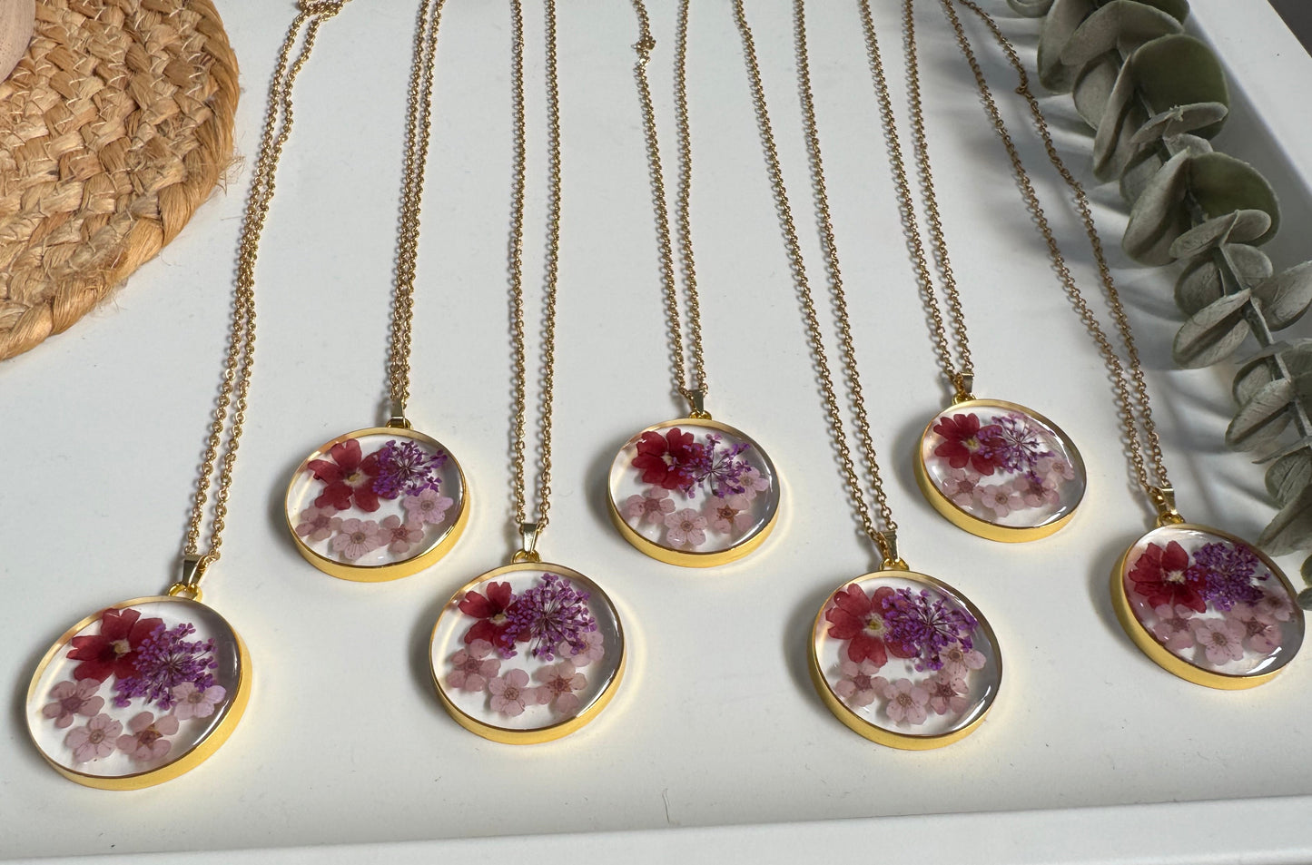 “Jhalkiyan” Pink Real Flowers Pendant (1 Piece)