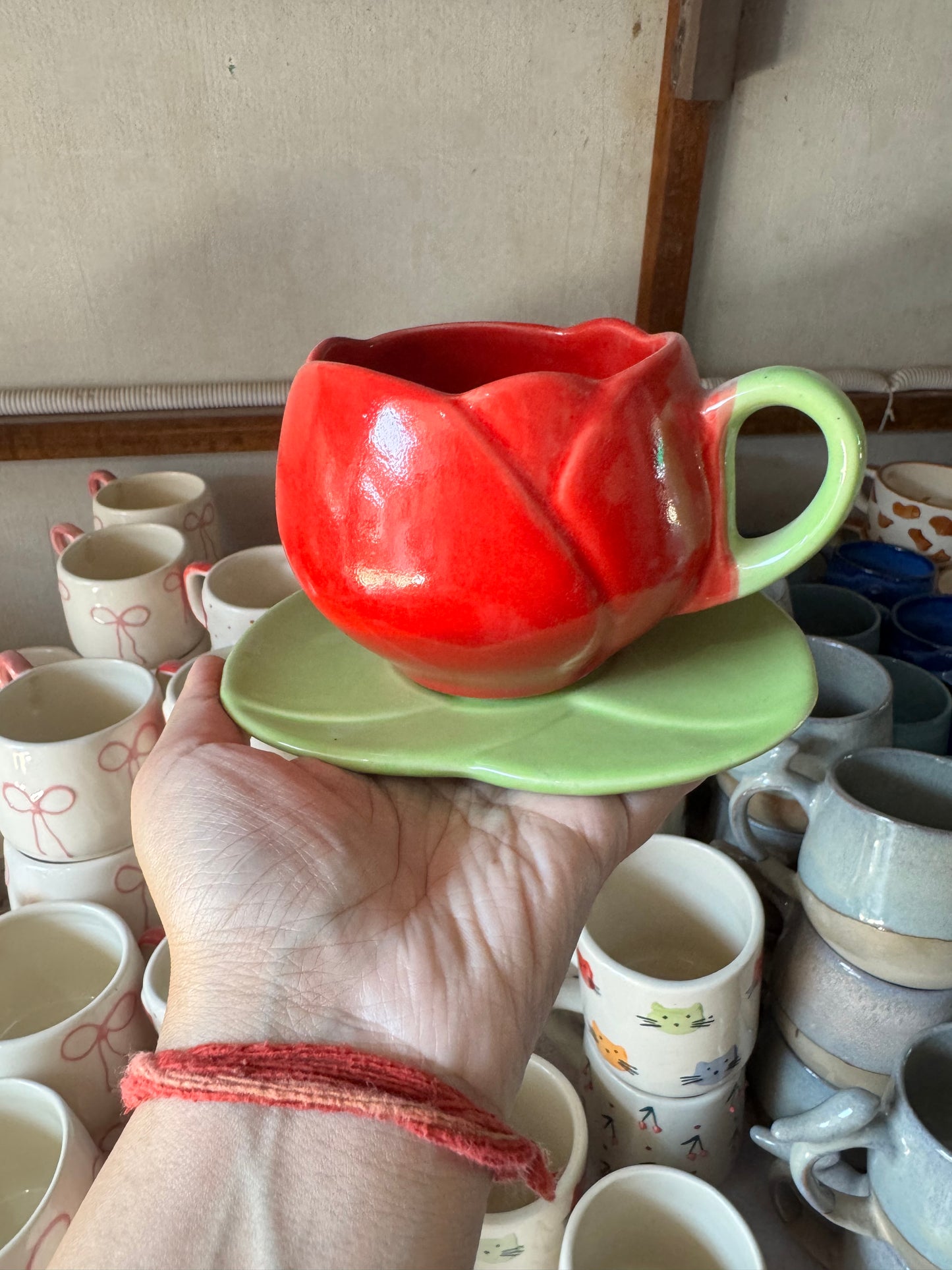 Classy Tulip Mug with Saucer